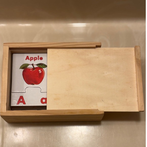 Melissa & Doug Alphabet Puzzle Cards Kid OS Multi Excellent Educational 26 Cards - Picture 3 of 8